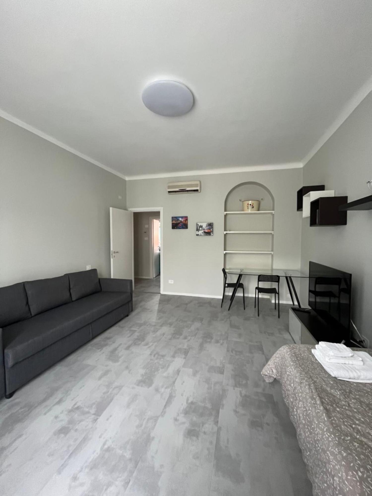 Giacomino Apartment Central Station Mediolan Zewnętrze zdjęcie